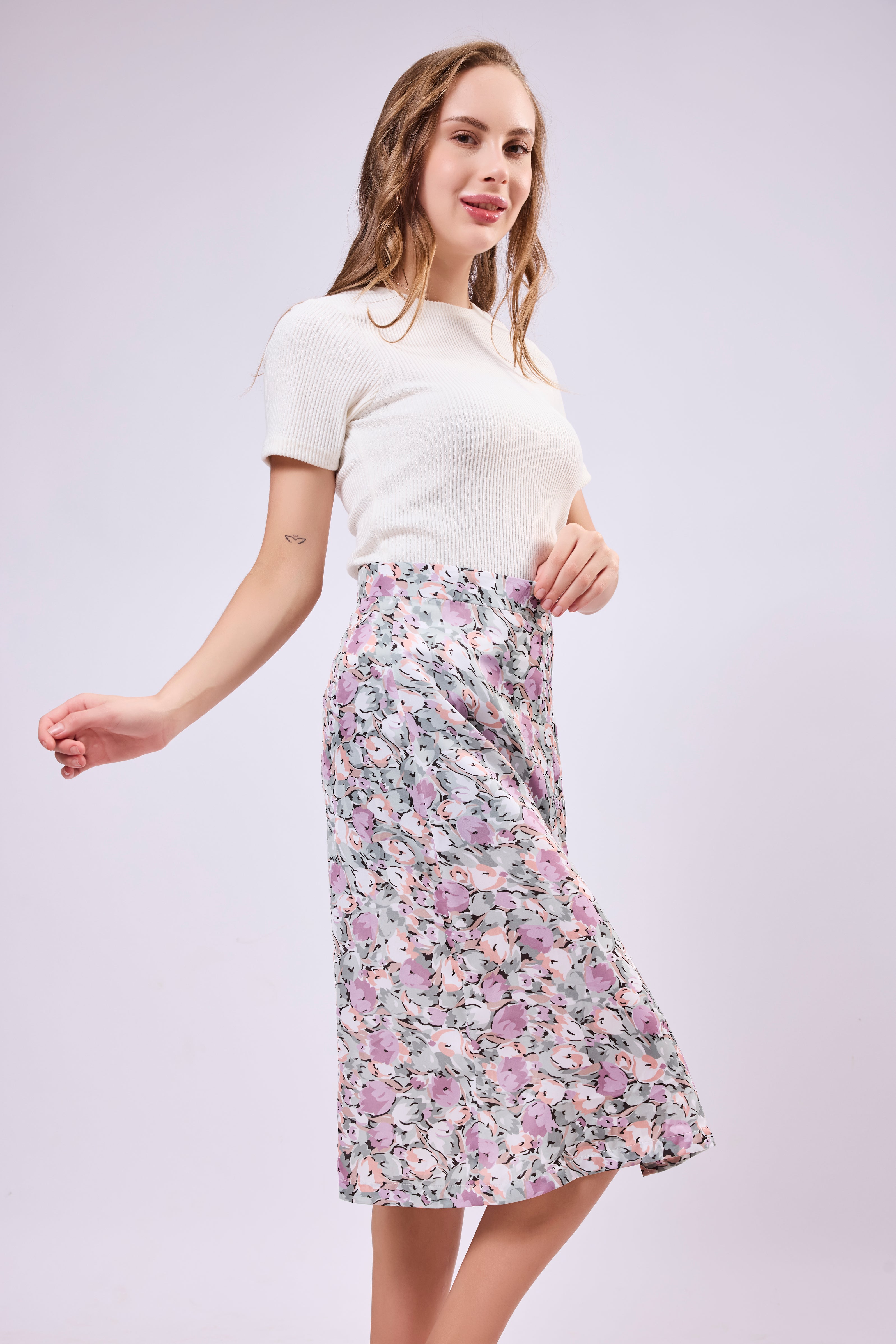 Crape Front Slit Skirt