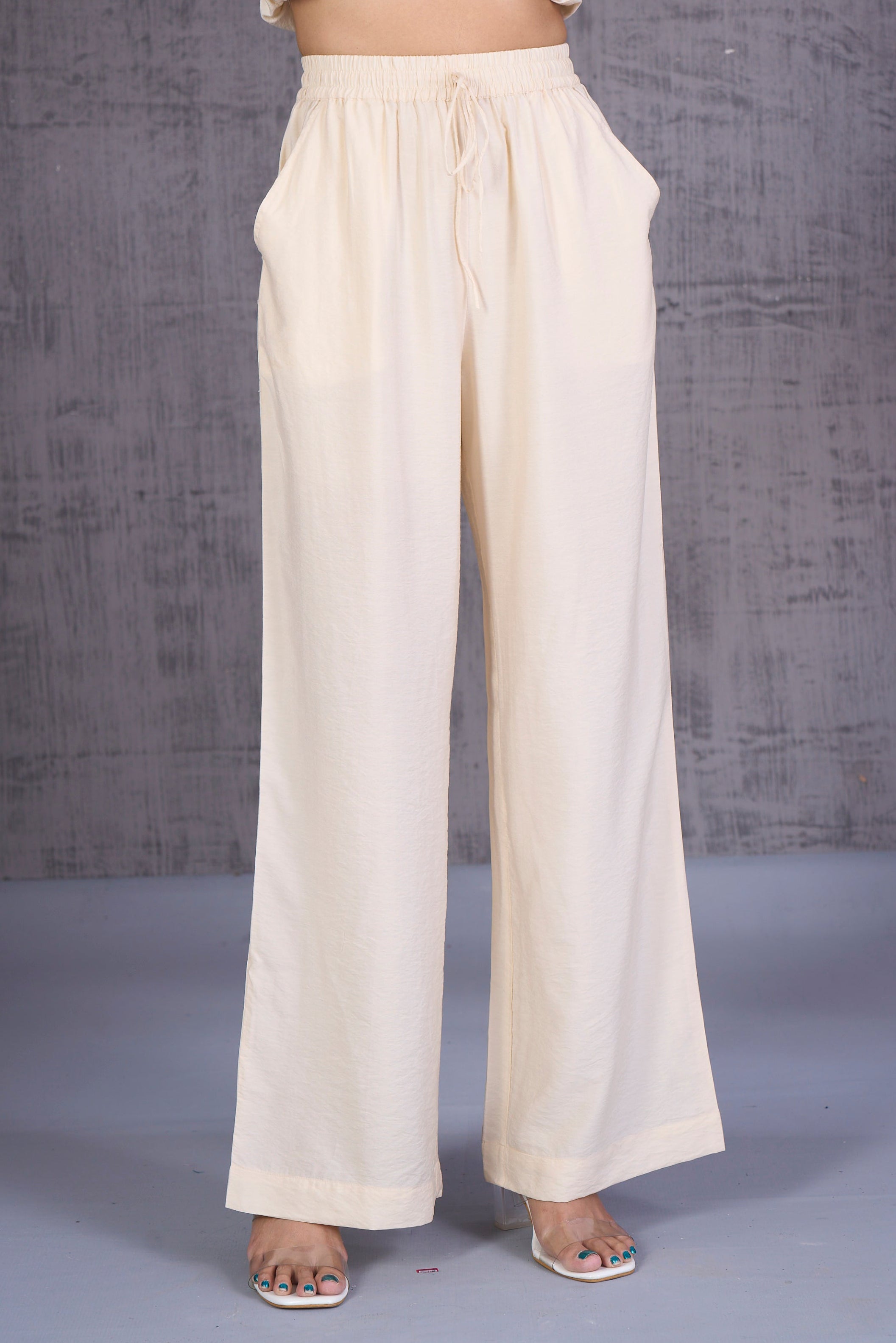 Drowstring Wide Leg Pant