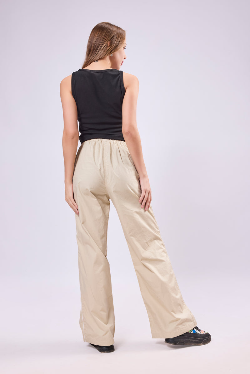 Contrast Piping Cargo